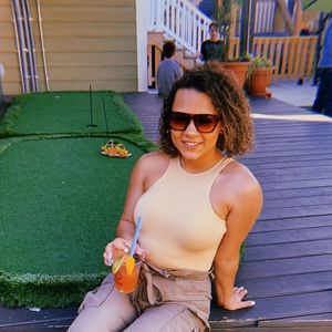 Meet your Posher, Skylar